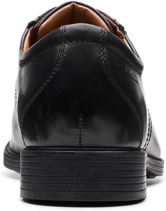 imageClarks Mens Whiddon Cap Oxford ShoesBlack Black Leather