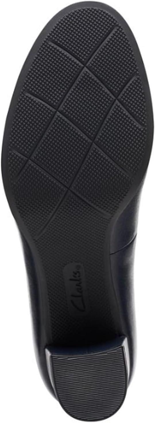 imageClarks Womens Bayla SkipNavy Leather