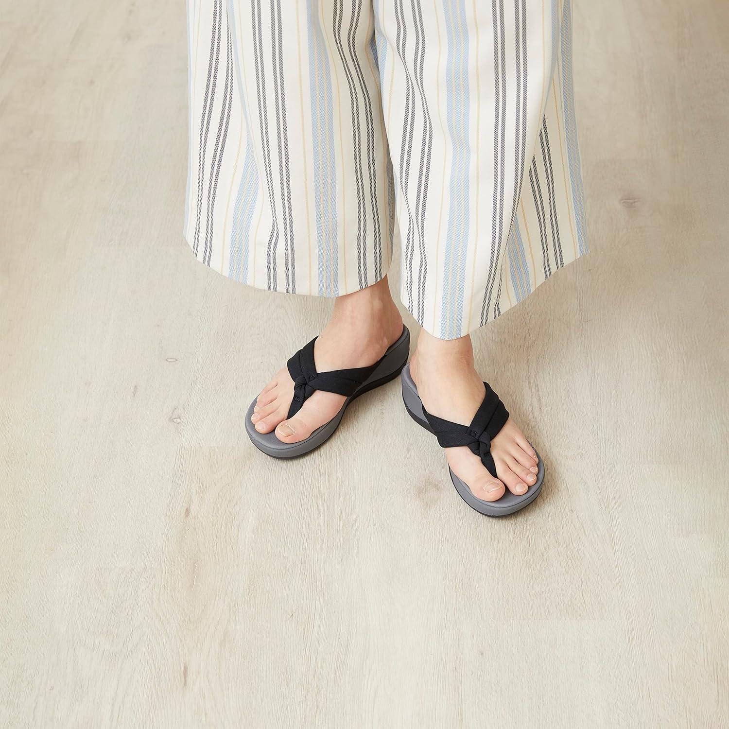 imageClarks Womens Arla Kaylie FlipFlopBlack Textile