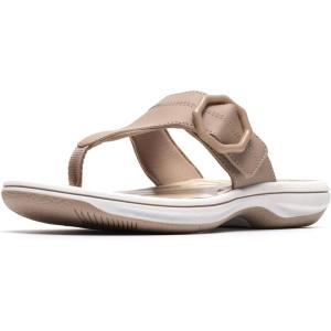 Clarks Women’s Breeze Cove Cloudsteppers Flip-Flop(Sand Synthetic)