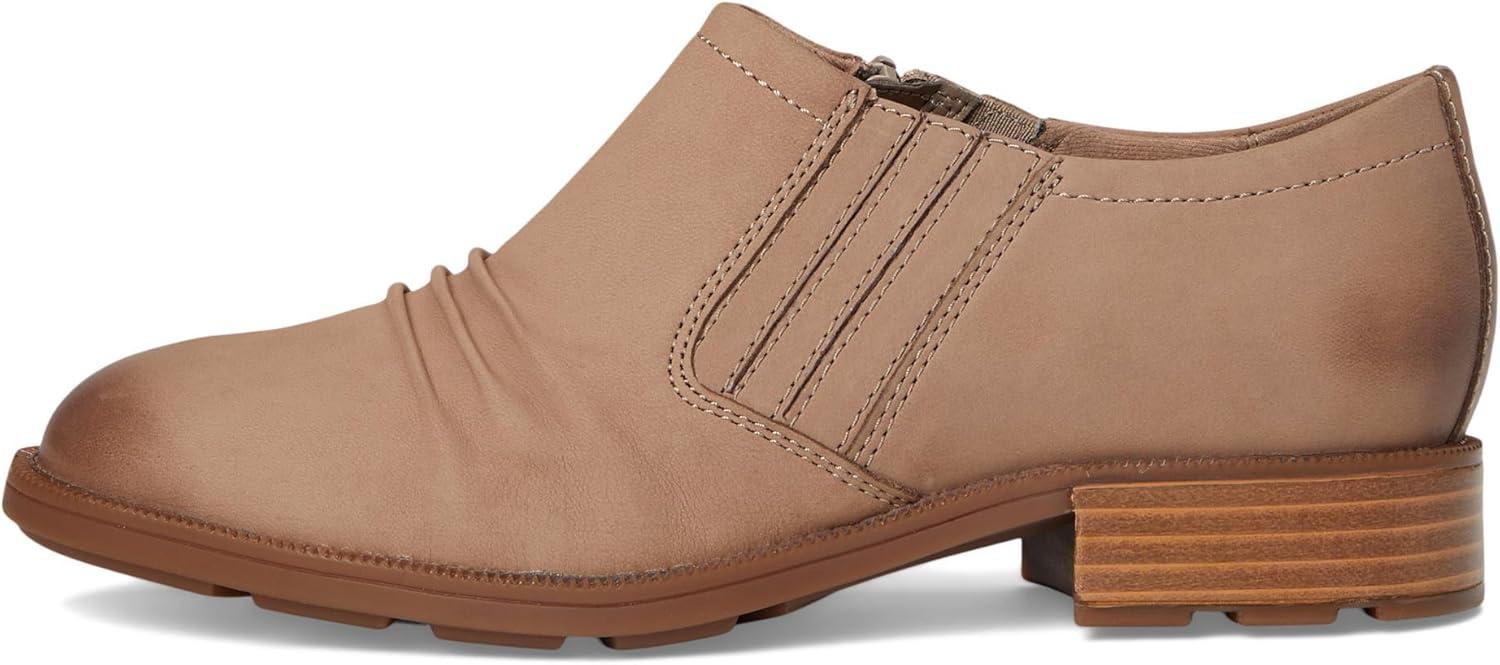 imageClarks Womens Adalynn EzraLight Taupe
