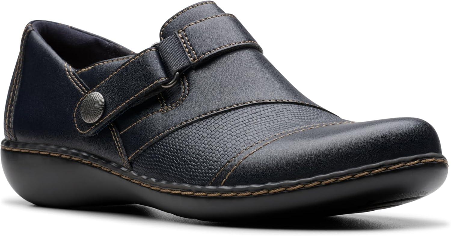 imageClarks Womens Ashland GemNavy Leather
