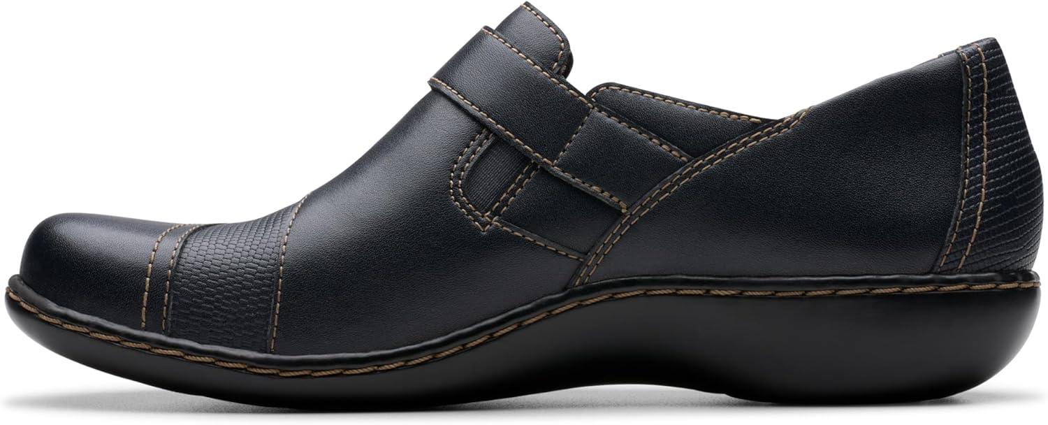 imageClarks Womens Ashland GemNavy Leather