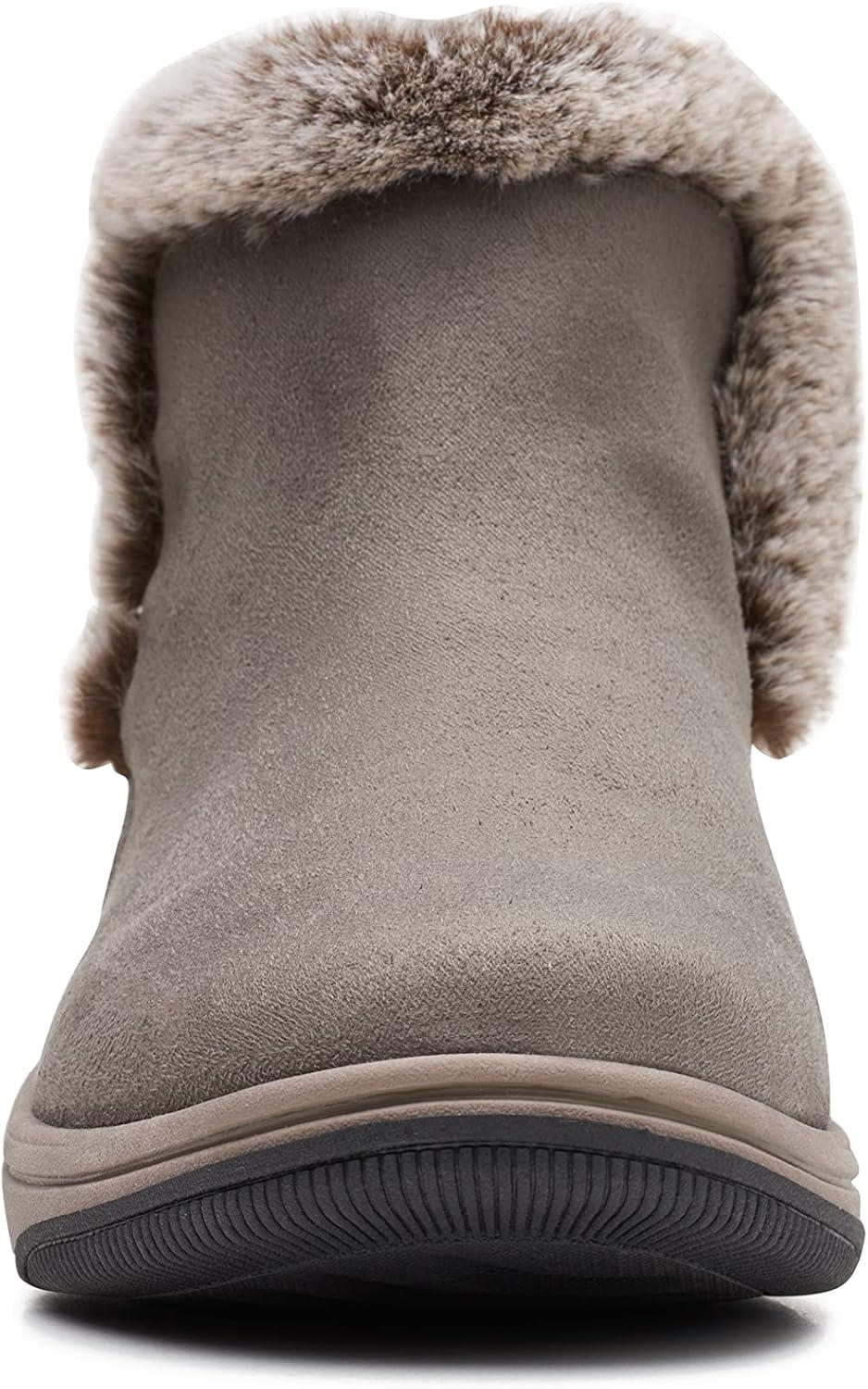 imageClarks Womens Breeze Fur Ankle BootsDark Olive Textile