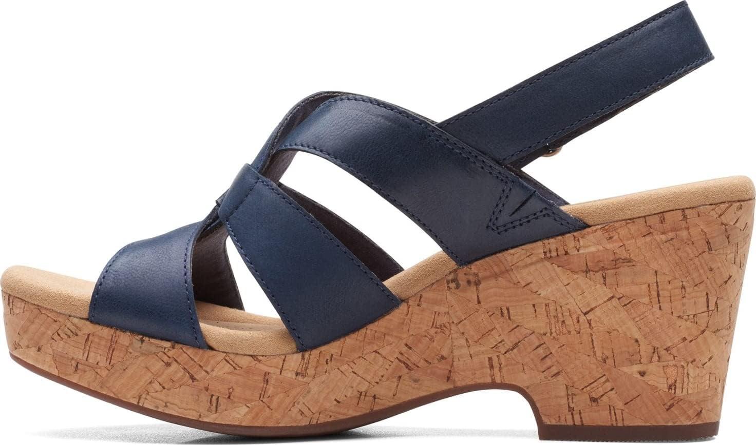 imageClarks Womens Giselle BeachNavy Leather
