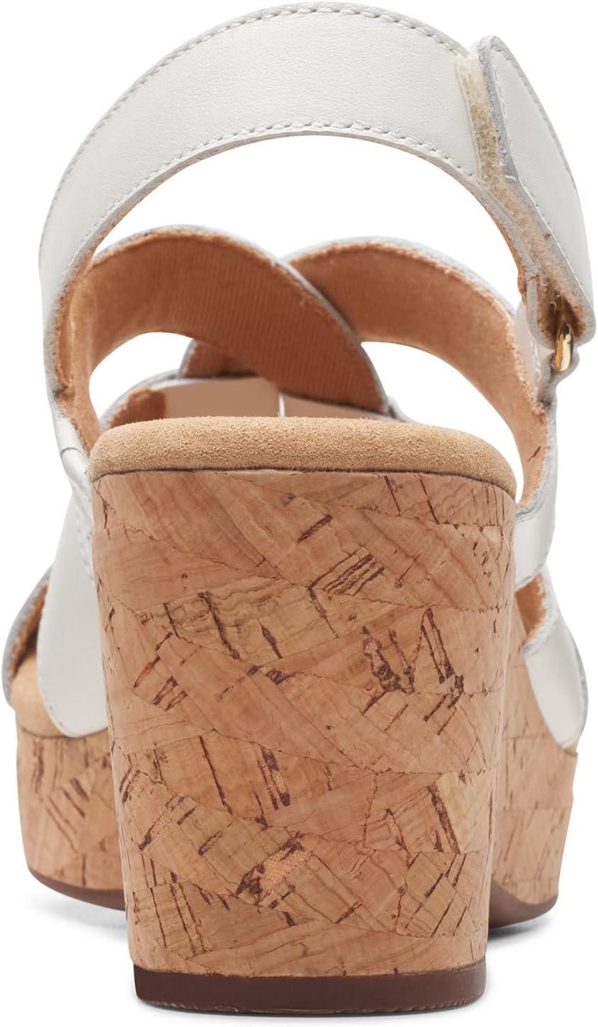 imageClarks Womens Giselle BeachWhite Leather