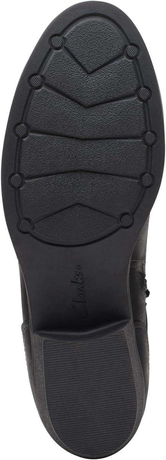 imageClarks Womens Charlten GraceBlack Oily