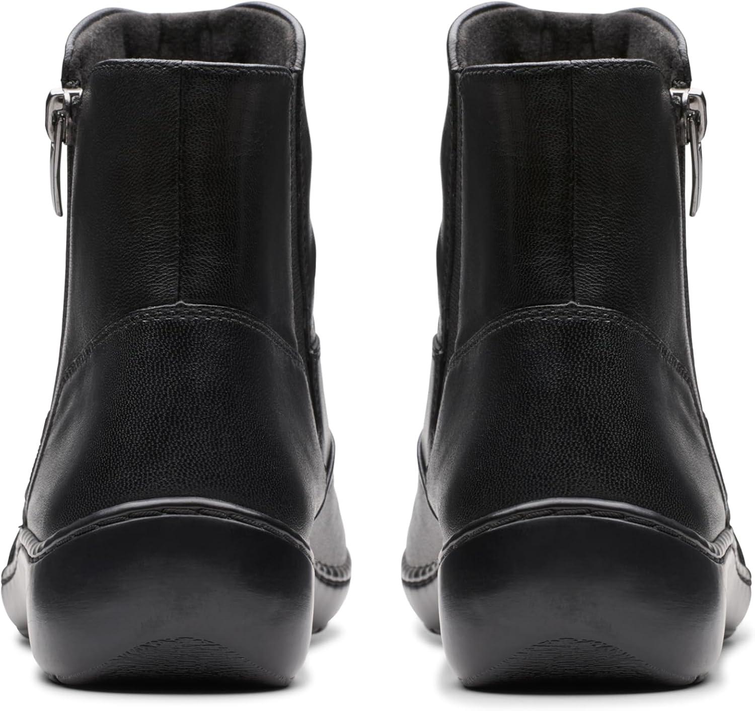 imageClarks Womens Cora PaceBlack Leather