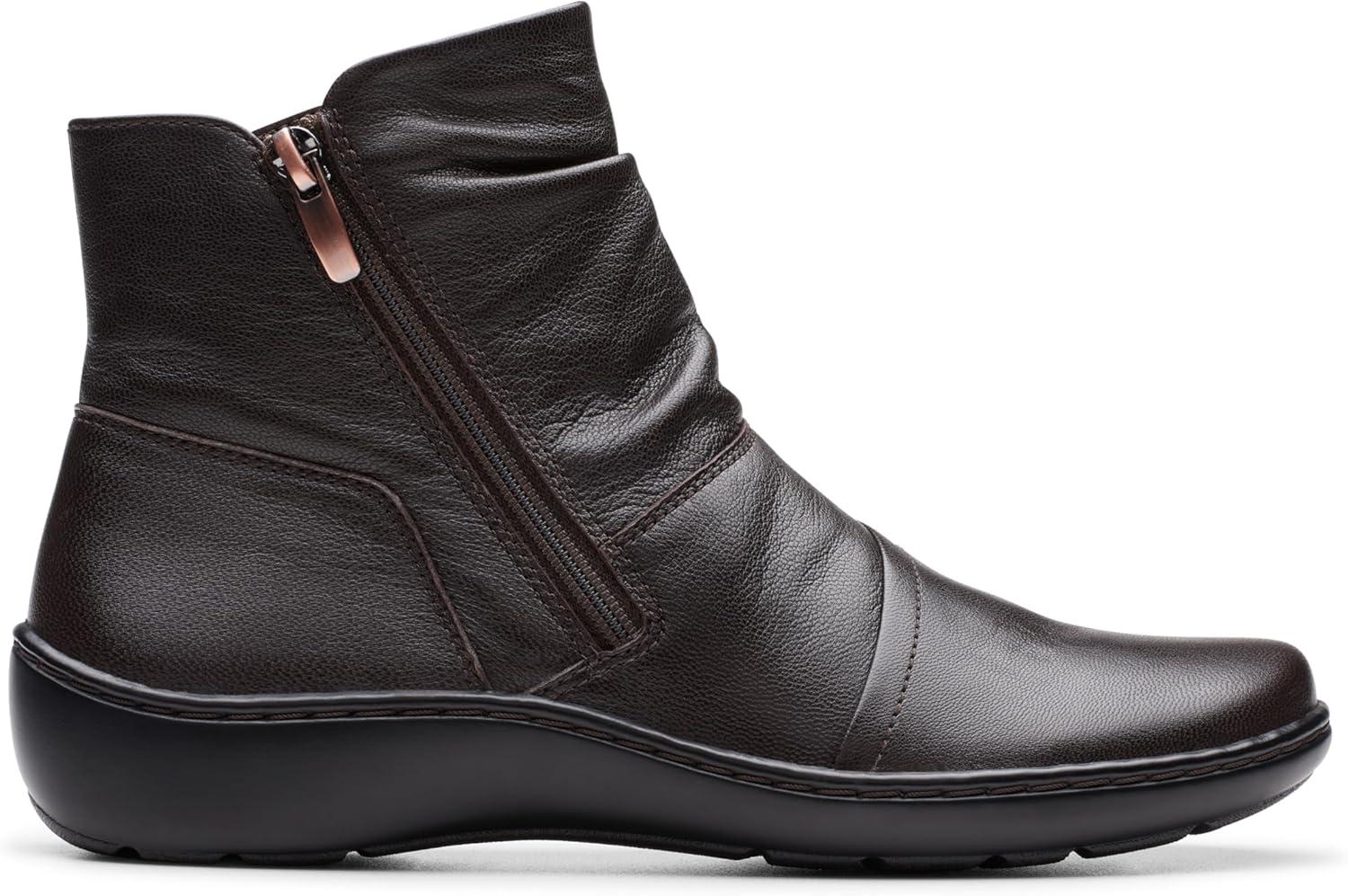imageClarks Womens Cora PaceChocolate