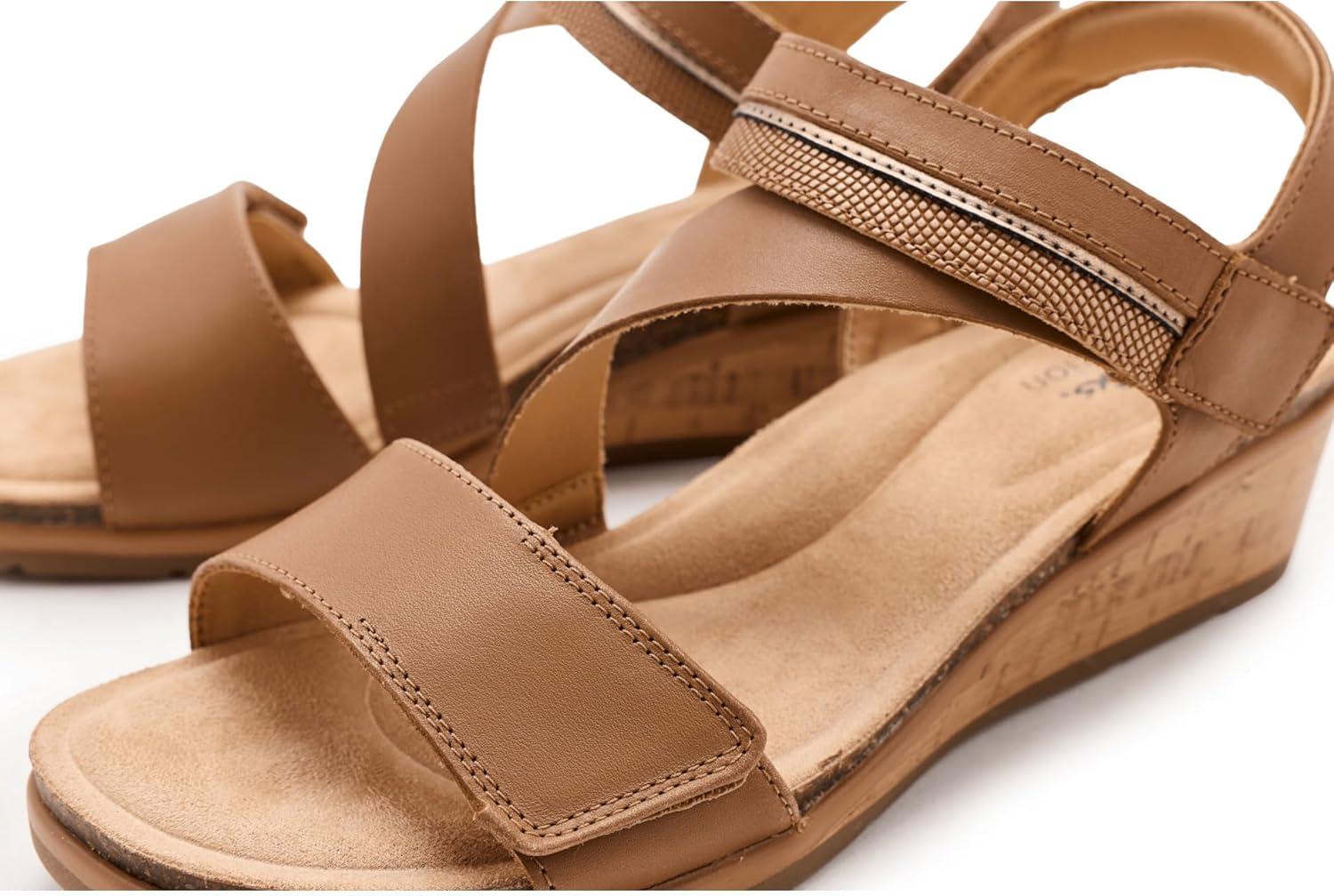 imageClarks Womens Kacha WaveTan Leather
