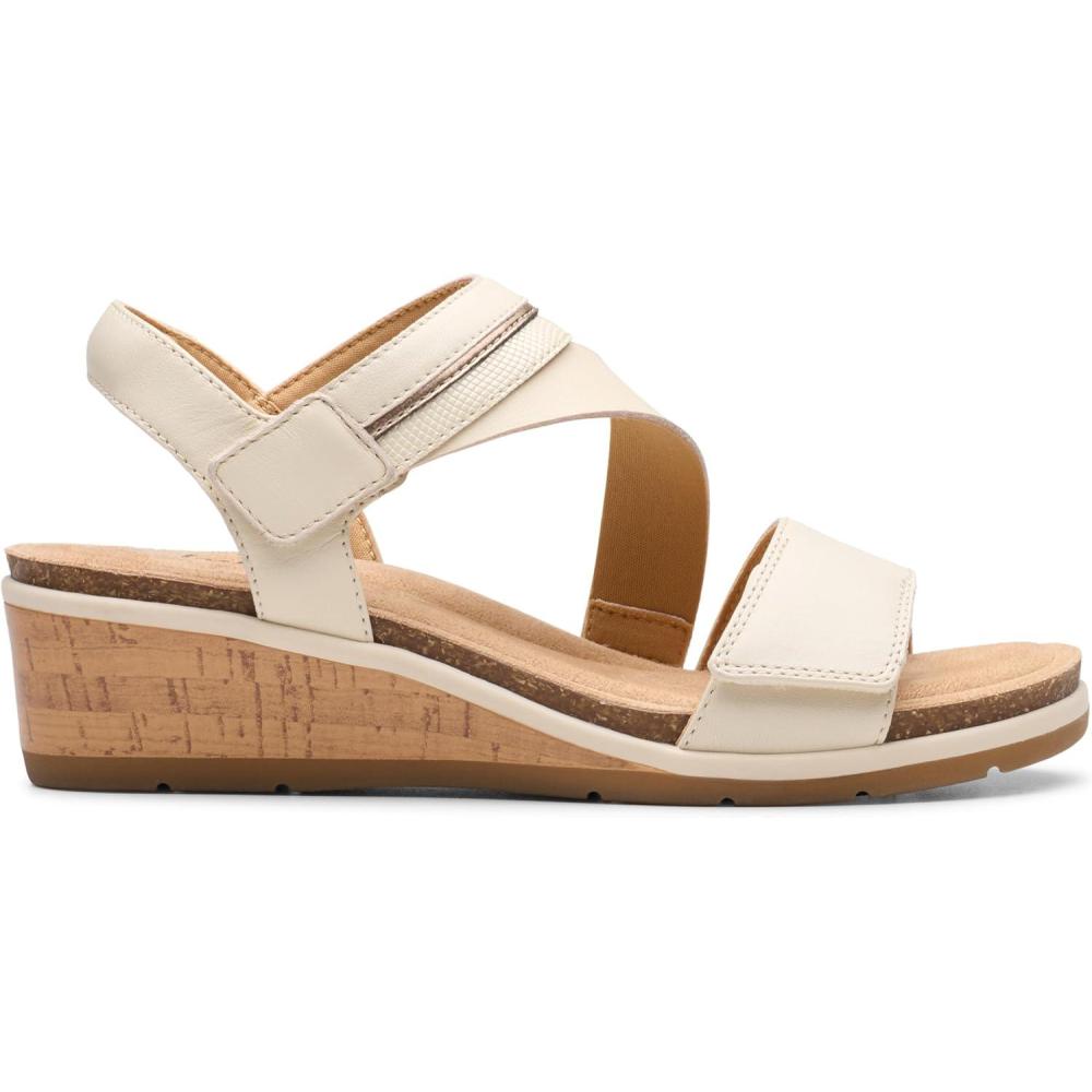 imageClarks Womens Kacha WaveCream Leather