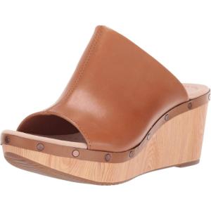 Clarks Women’s Annadel Molly(Tan Leather)