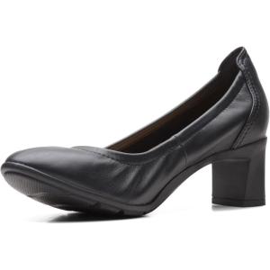 Clarks Women’s Neiley Pearl Sandals(Black Leather)