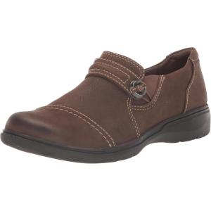 Clarks Women’s Carleigh Pearl Loafers(Taupe Nubuck)